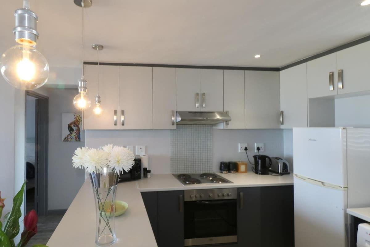 Sunrise Penthouse Apartment Muizenberg Exterior foto